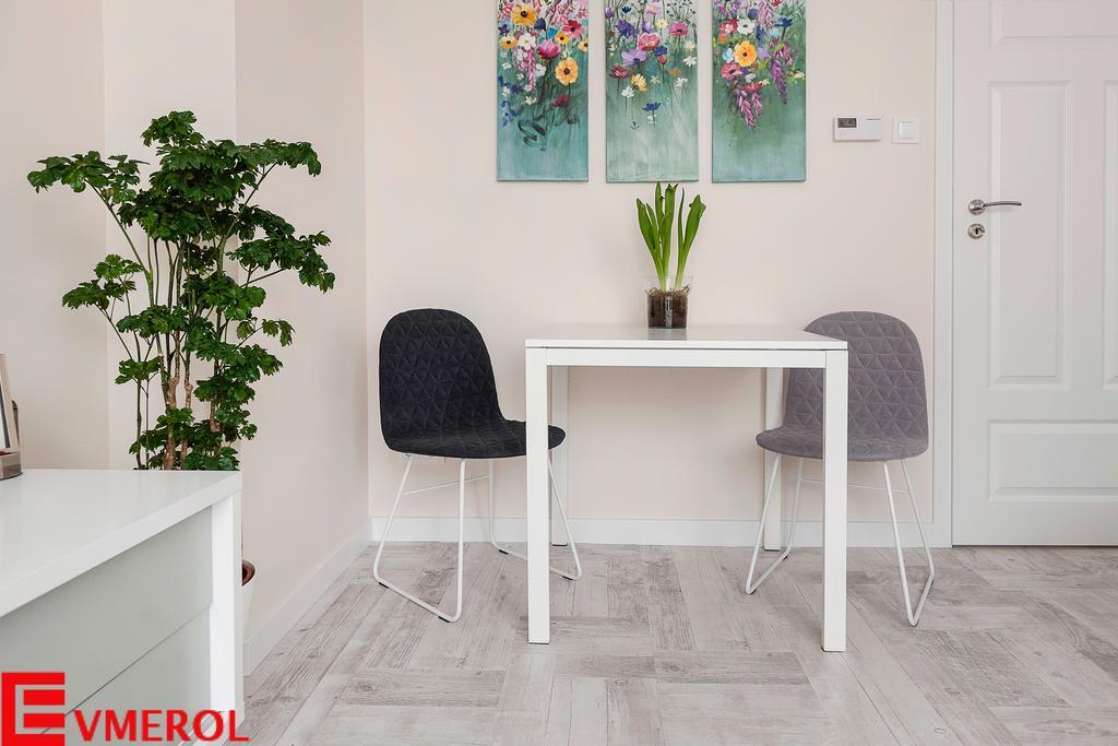 Evmerol Apartment *